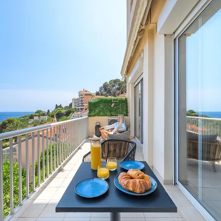 Apartment Proche Monaco, Vue Et Acces A La *
