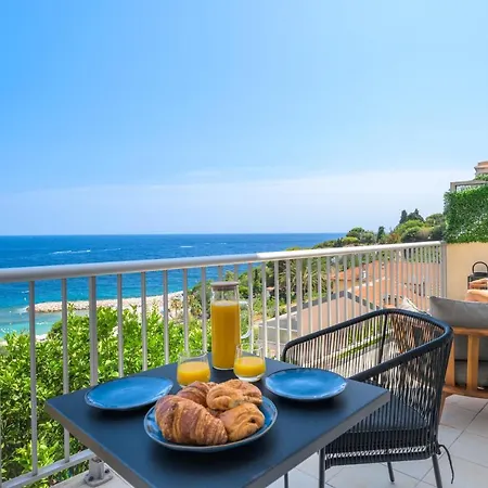 Proche Monaco, Vue Et Acces A La