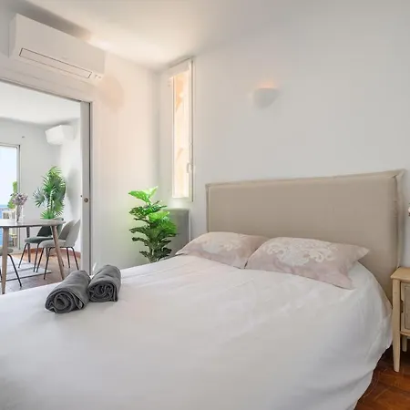 Apartment Proche Monaco, Vue Et Acces A La Saint-Antoine (Alpes-Maritimes)